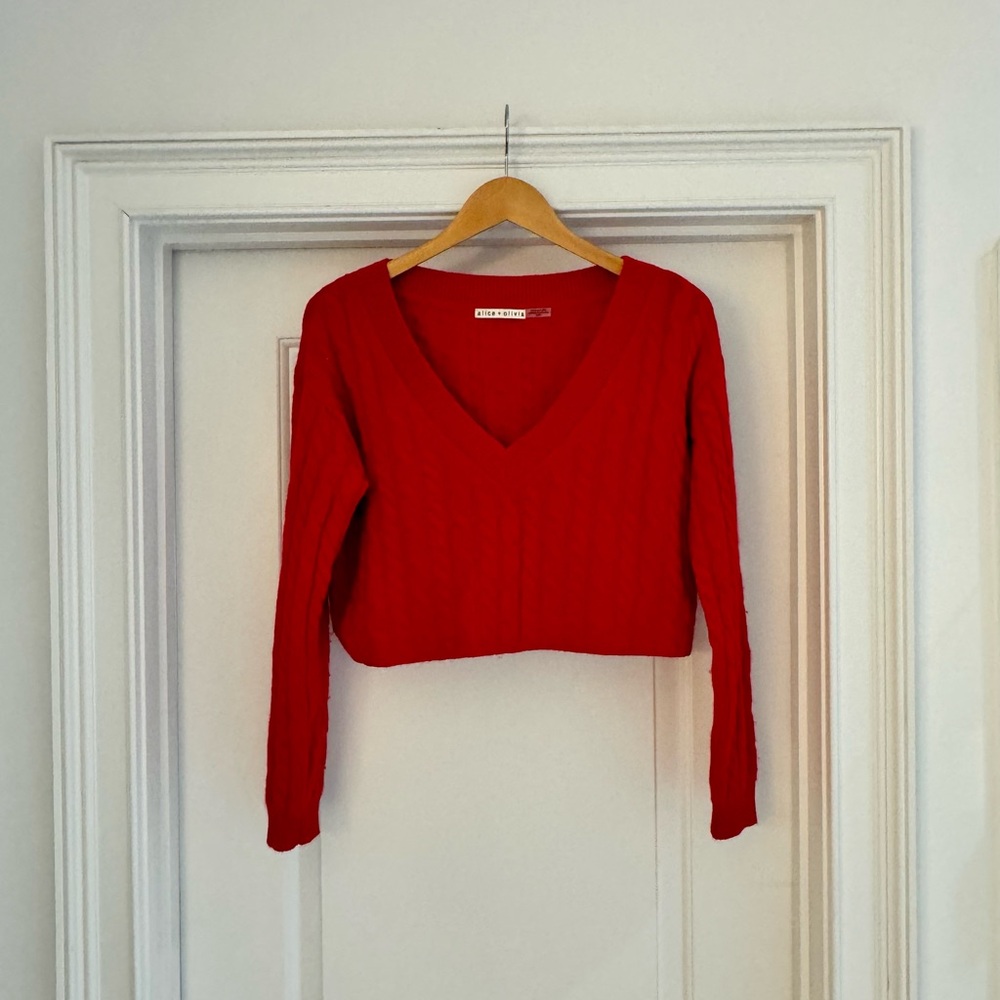 Alice and Olivia wool blend sweater cropped